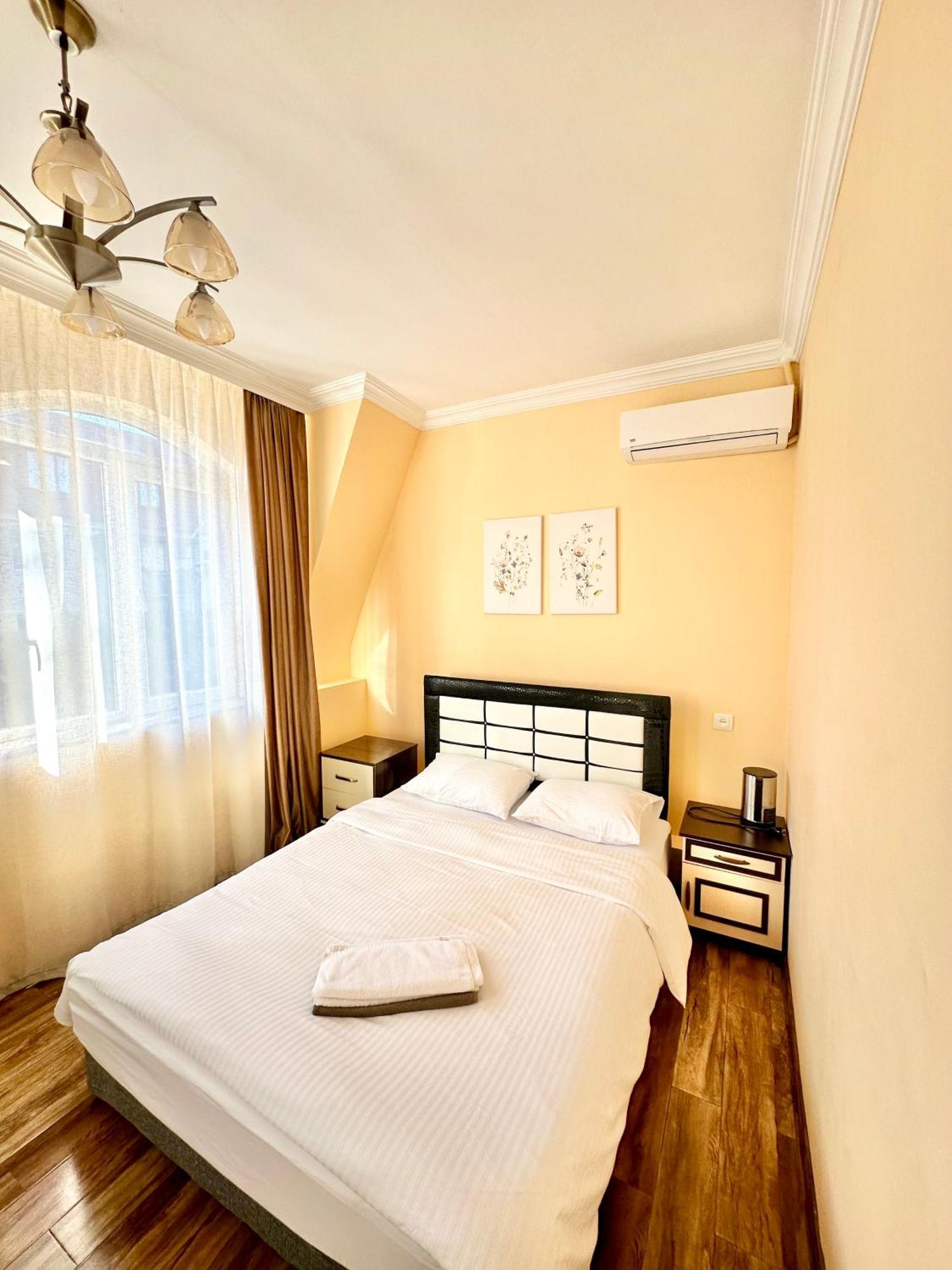 Old Clty Hotel Batumi Luaran gambar