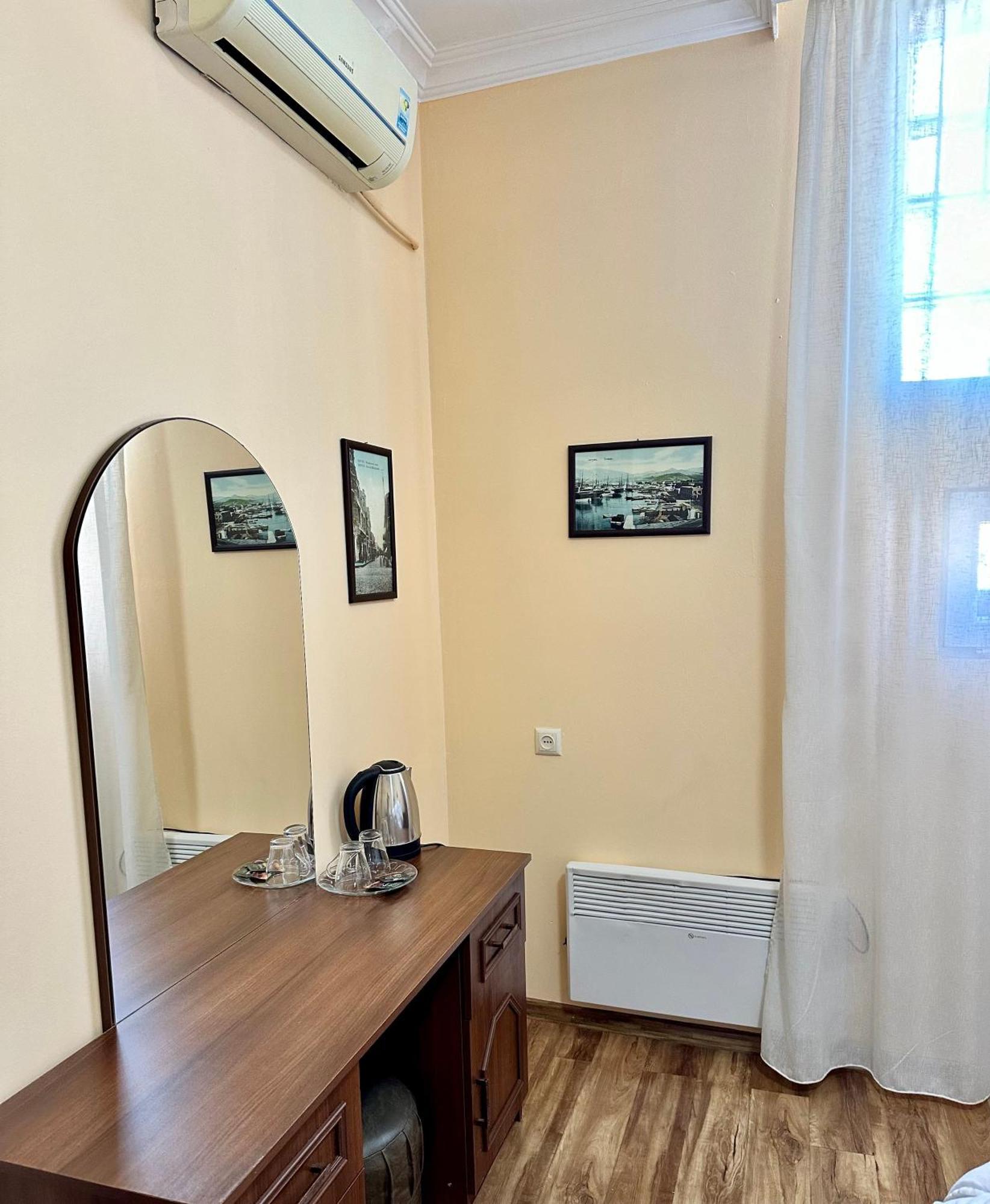 Old Clty Hotel Batumi Luaran gambar