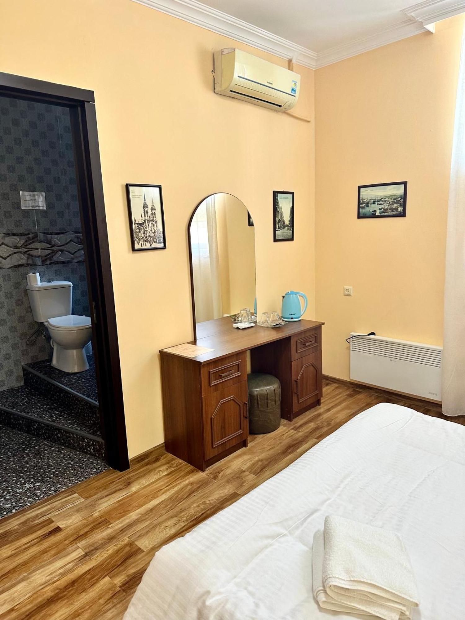 Old Clty Hotel Batumi Luaran gambar
